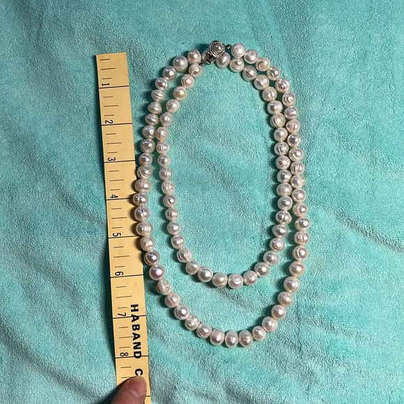 VINTAGE White Freshwater Pearls 33” Long Strand Necklace Jewelry Classic Prepy - Picture 7 of 10